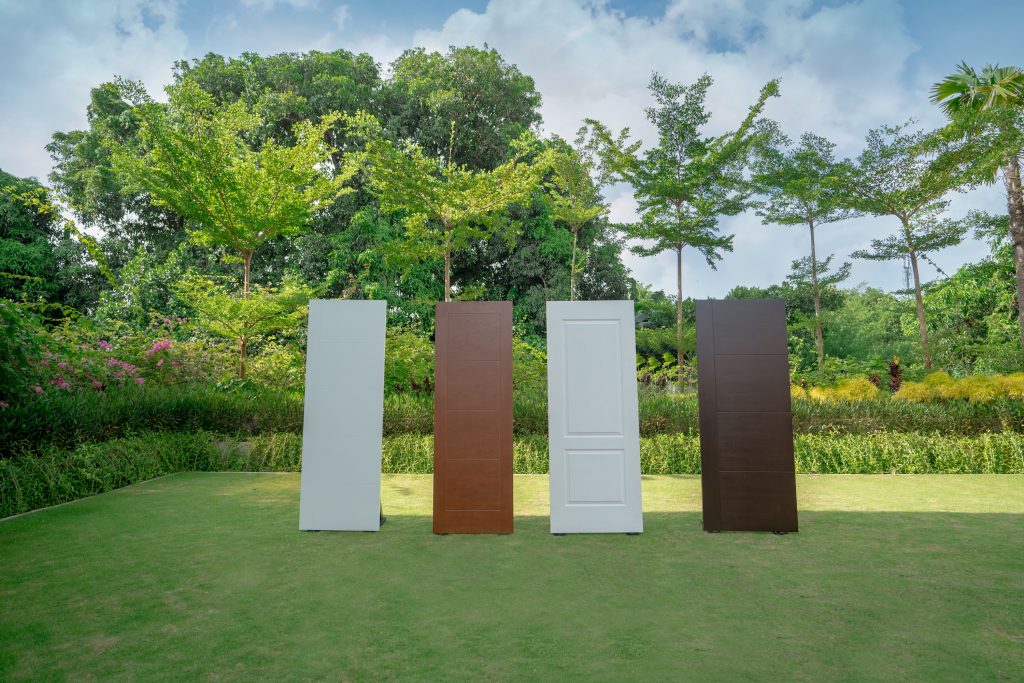 Pintu Kayu Engineering